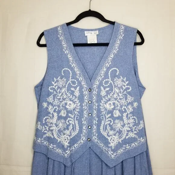 Vintage LANZ Embroidered Cottagecore Prairie Dress Blue Size 14 Pleated Skirt - Picture 3 of 11